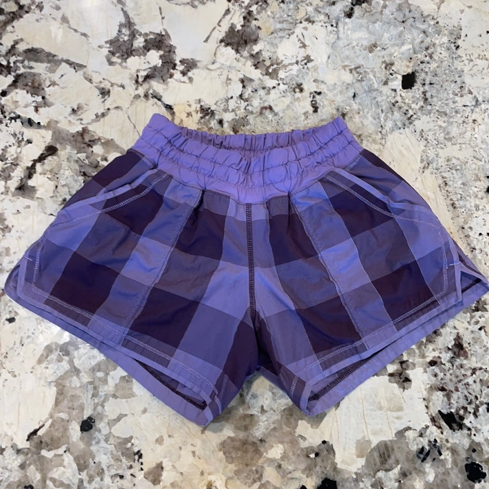 Lululemon Size 2 Short